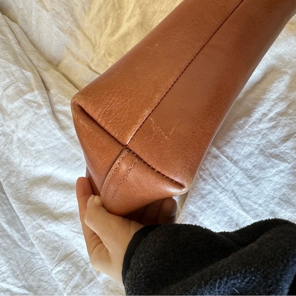 MADEWELL MEDIUM ZIP TOP TOTE - Picture 10 of 10